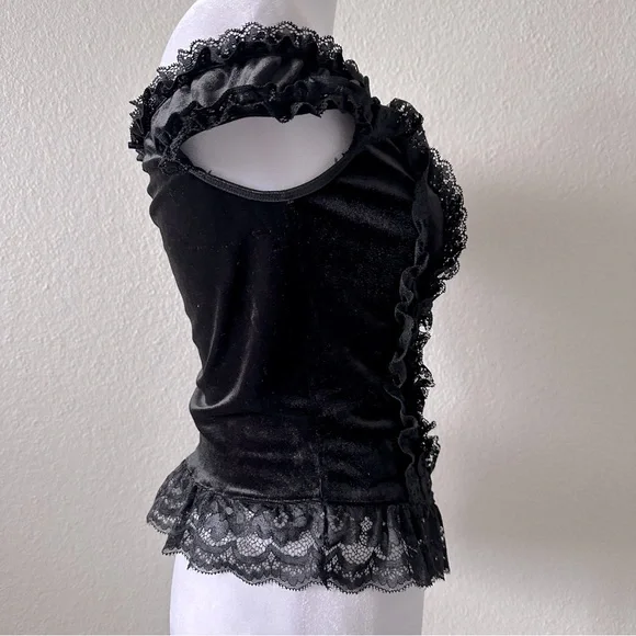 ROMWE Goth Gothic Palace Style Cross Lace Trim Velvet Off Shoulder Top Sz. M - Picture 5 of 13